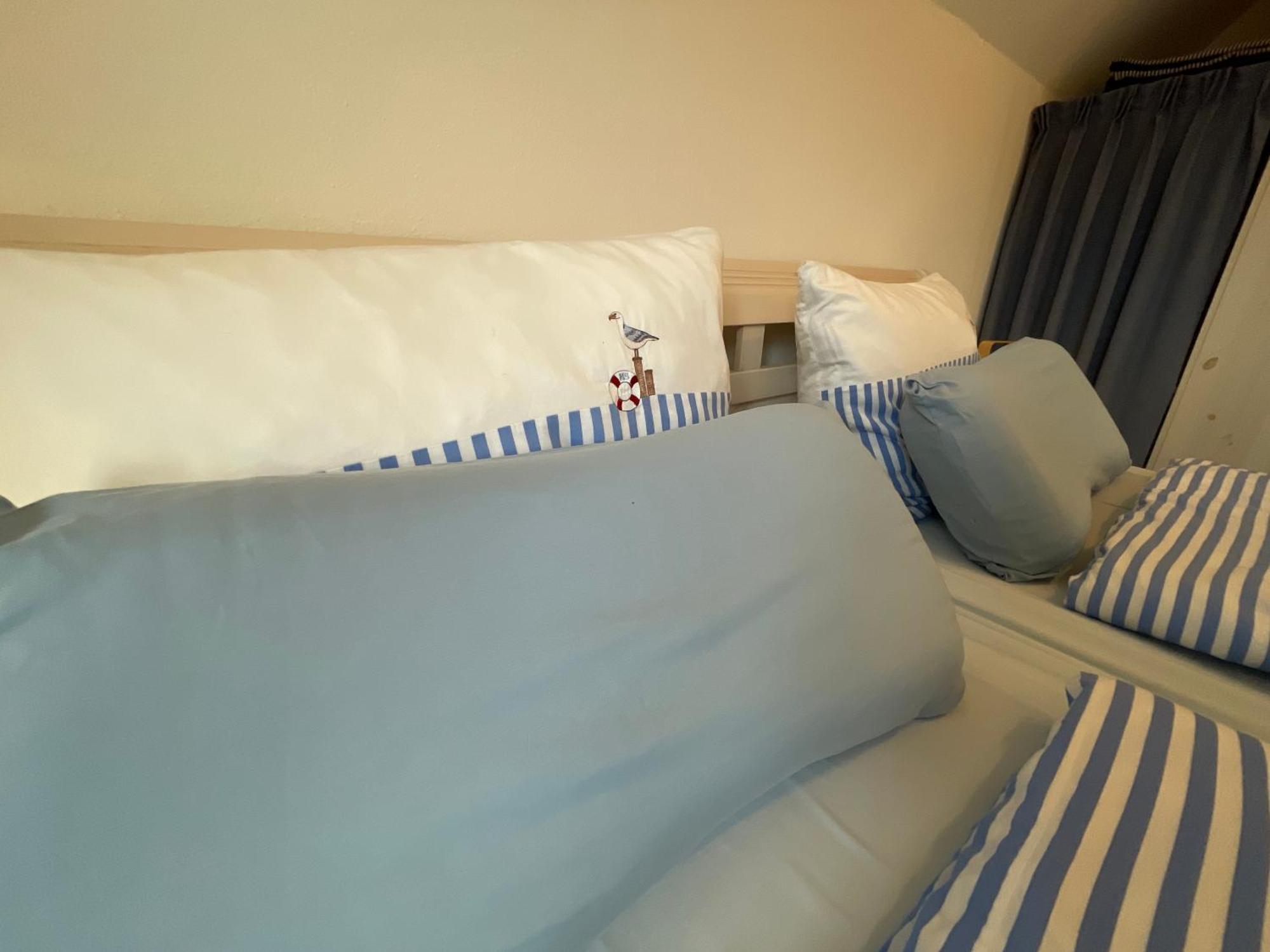 Ferienhaus Henny: 6 Geh-Minuten Vom Hafen. Privater Garten Jemgum Bagian luar foto